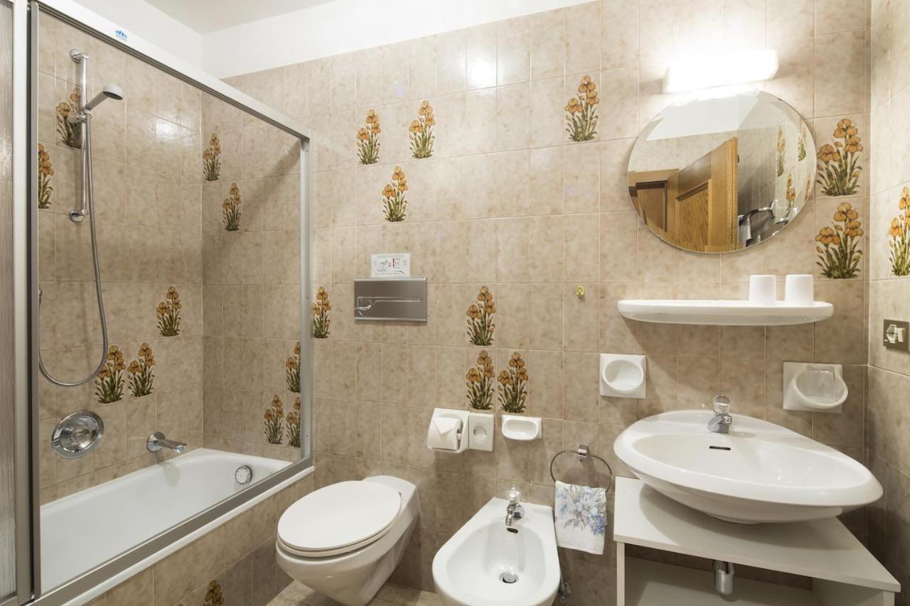 Hotel Ciasa Iris à Calfosch Chambre photo