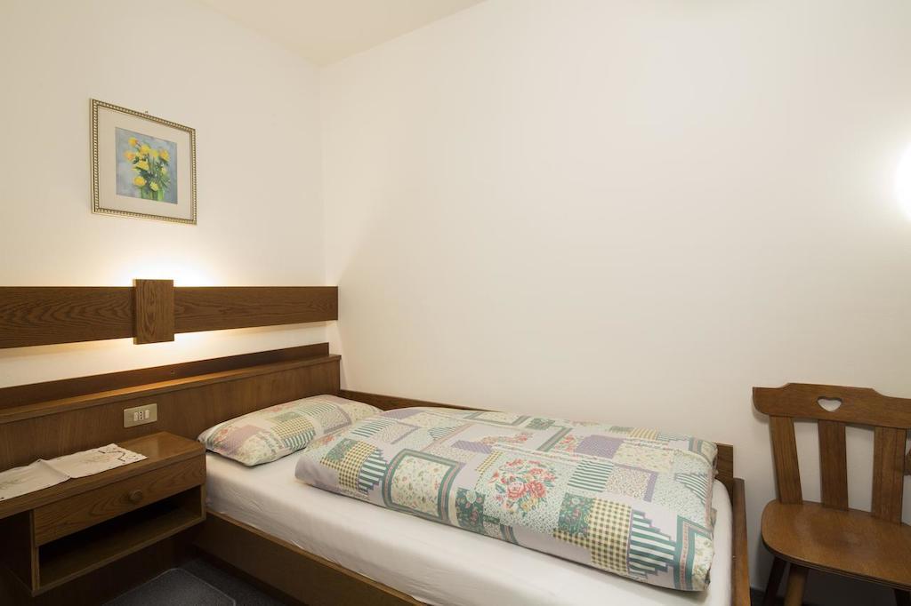 Hotel Ciasa Iris à Calfosch Chambre photo
